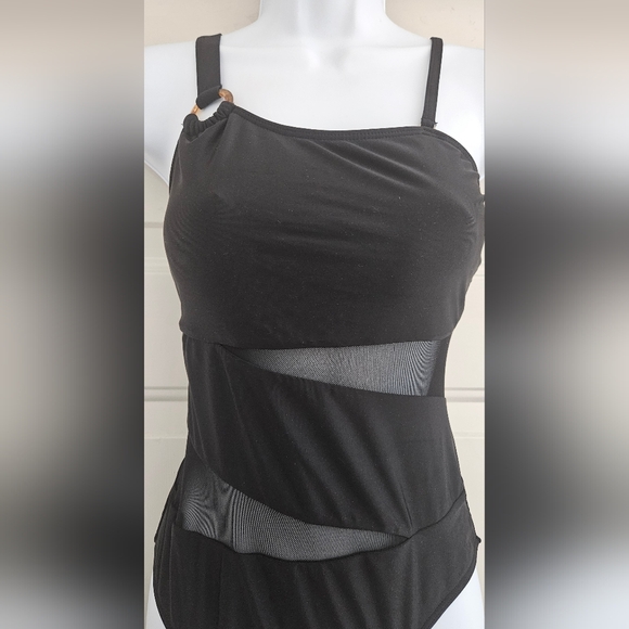 Heytalala Mesh Spliced Swimsuit - Picture 3 of 5